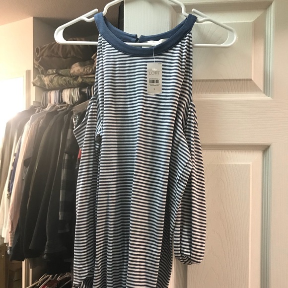 Ann Taylor Cold Shoulder Top - Picture 1 of 3
